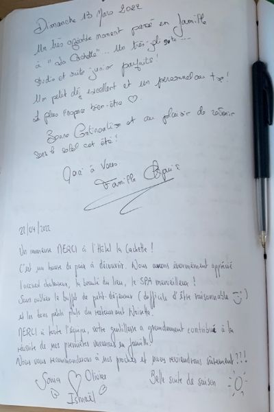 Page du livre d'or de LA CACHETTE