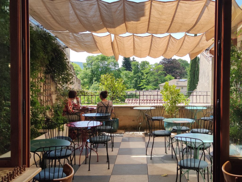 Tea room in Dieulefit at Sauts et Gambades